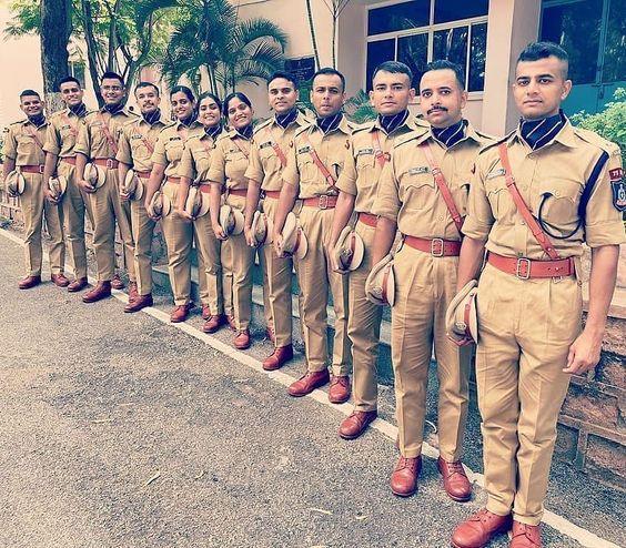 Why is Police uniform necessary? - uniformer